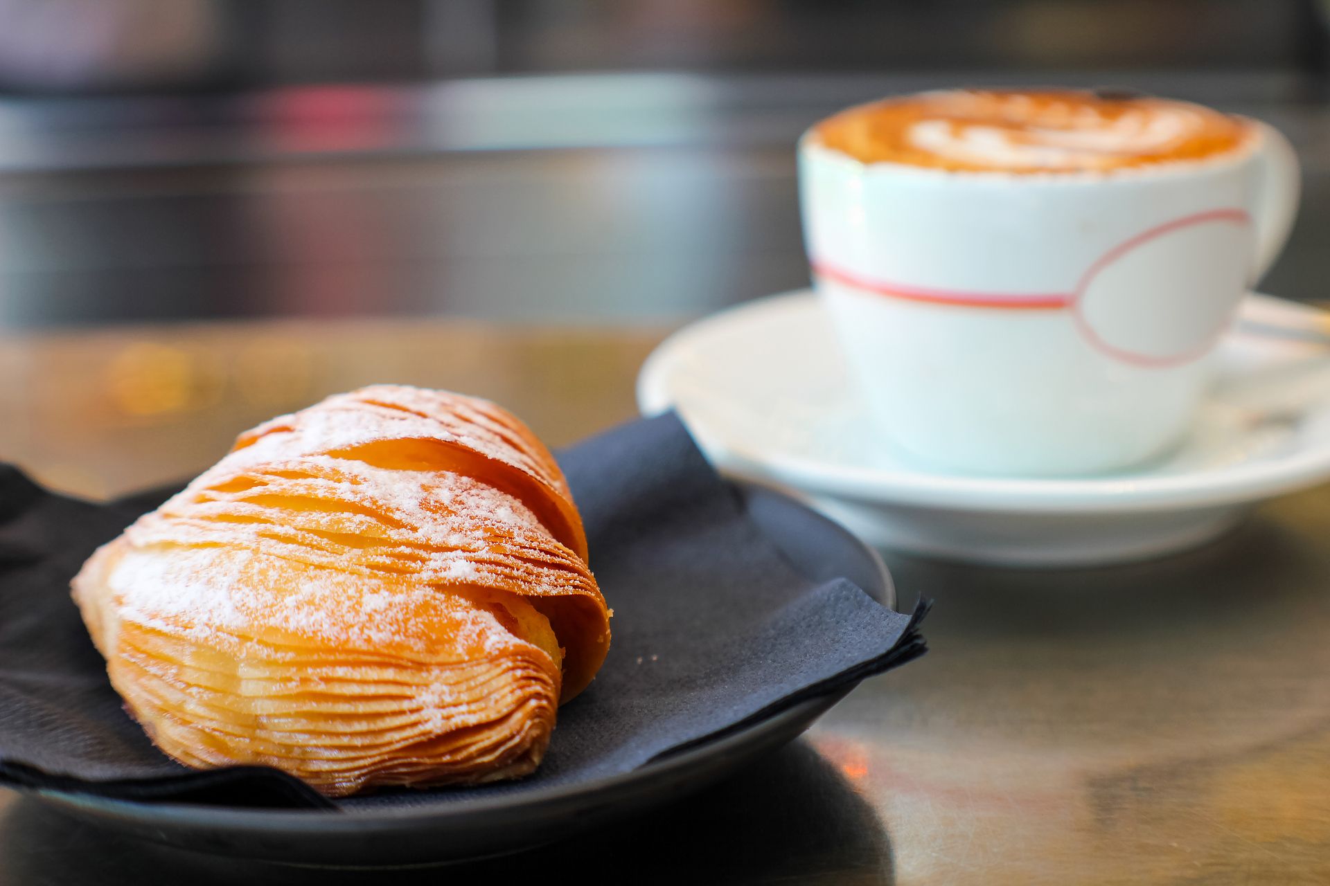 Sfogliatelle of Naples|Iconic pastries 