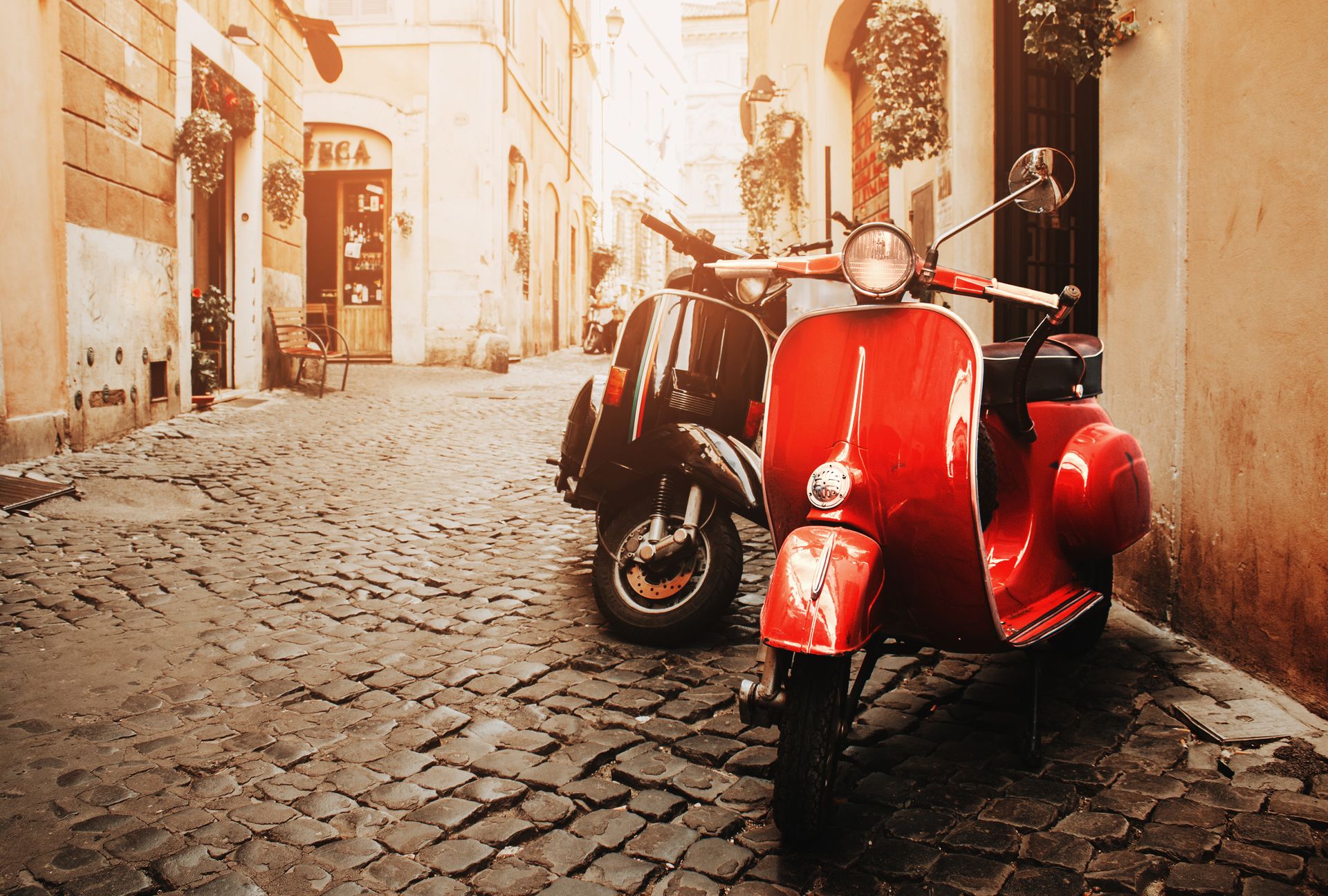 Italian status symbol| Vespa